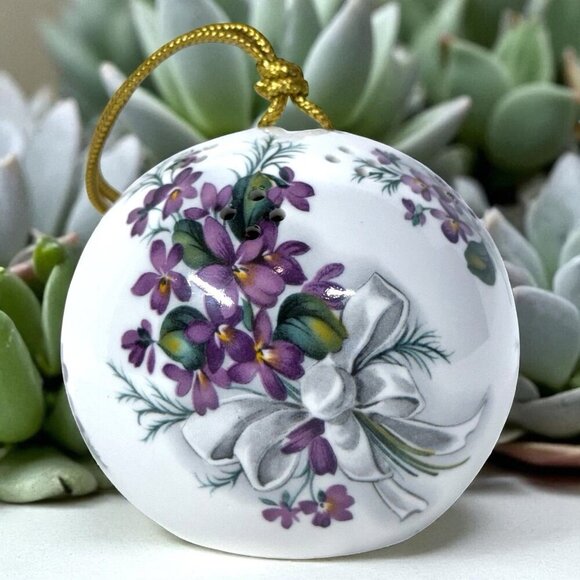 Royal Windsor Fine Bone China Hanging Potpourri Ball Ornament - 3.5” - Violets - Picture 1 of 7